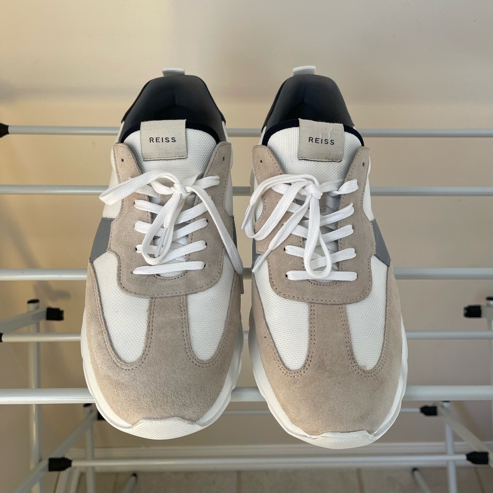 REISS Evo Lite Running Trainers